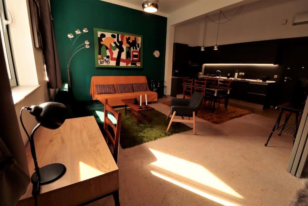 In Monastiraki B Apartment *